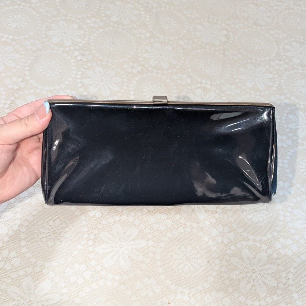 Vintage Clutch Bag Black Patent Leather Kiss Lock Closure Rockabilly Sleek Party